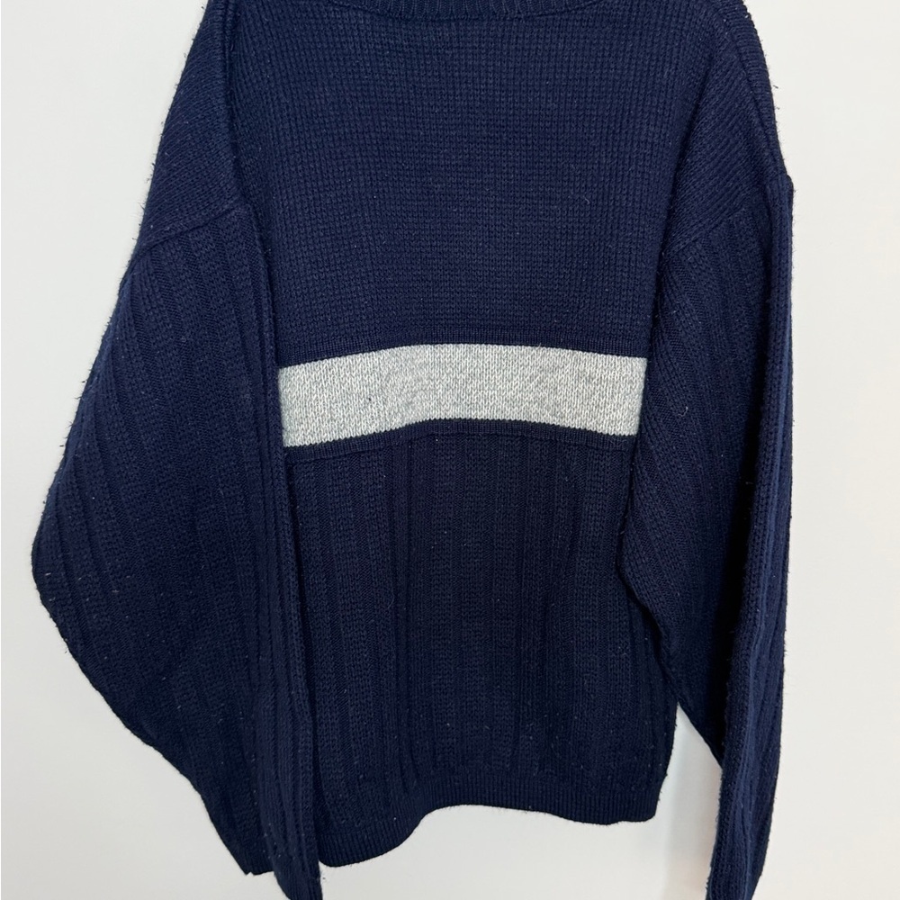 Vintage Toronto Maple Leafs Knit Sweater โ Size Small/24 โ Made in Canada - Picture 6 of 8